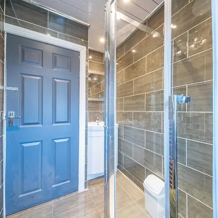 *ra75l* For Your Most Relaxed & Cosy + Free Parking + Free Fast Wifi * Leeds (West Yorkshire)