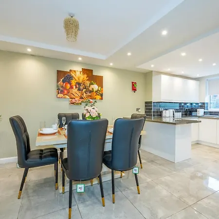 Homestay *ra75l* For Your Most Relaxed & Cosy + Free Parking + Free Fast Wifi * Leeds (West Yorkshire)